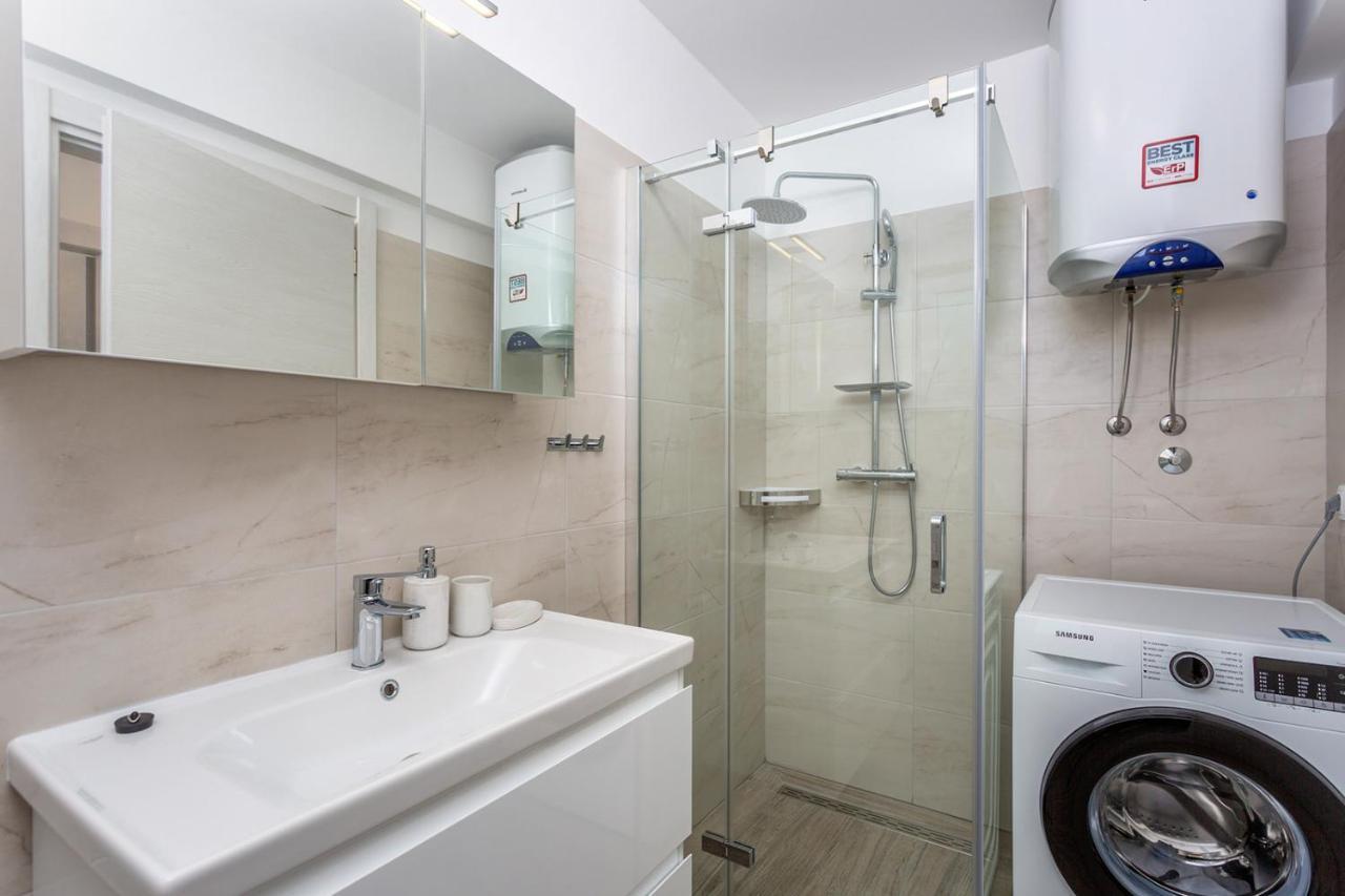 Kvarner Bay 4* - Apartments 1 & 3 Rijeka Eksteriør billede