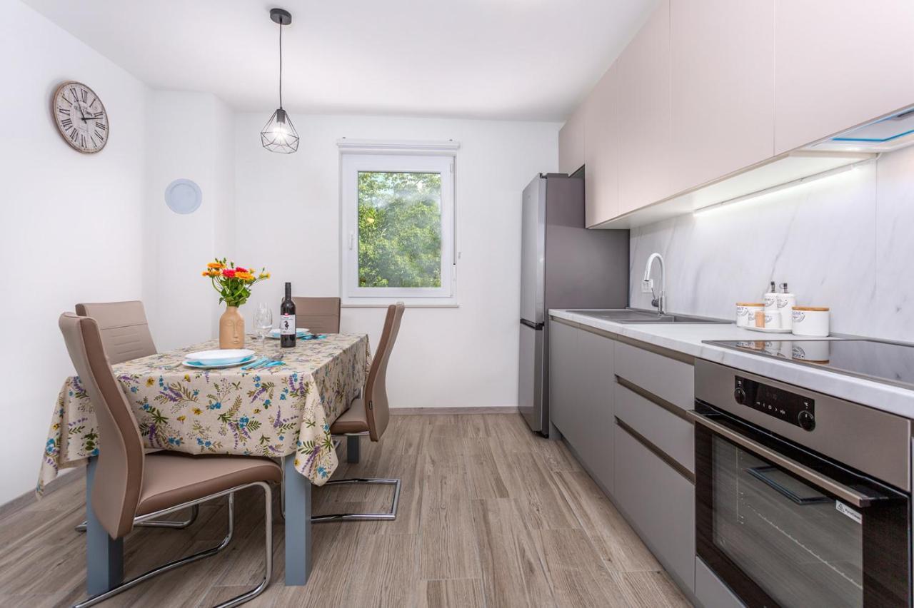 Kvarner Bay 4* - Apartments 1 & 3 Rijeka Eksteriør billede