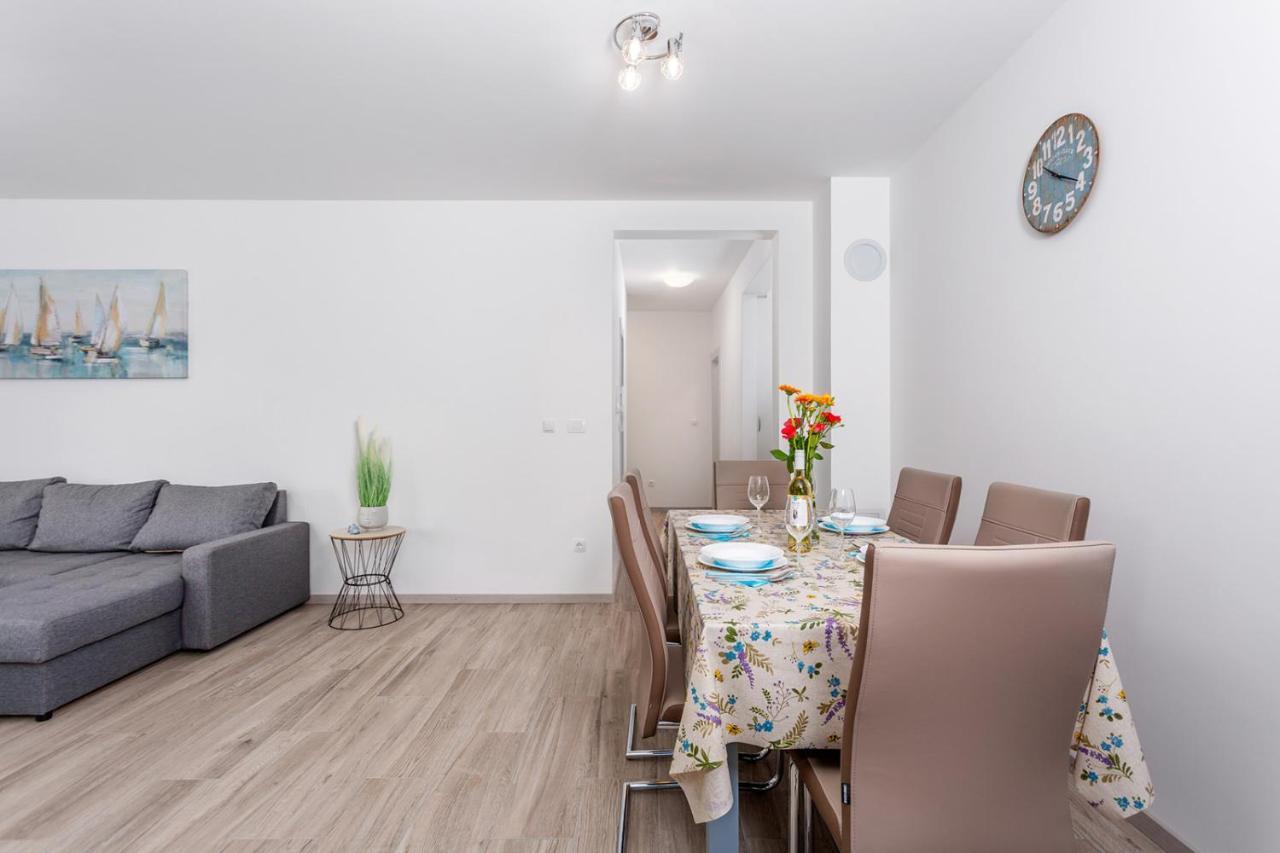 Kvarner Bay 4* - Apartments 1 & 3 Rijeka Eksteriør billede